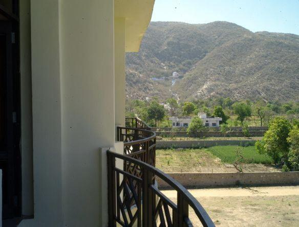 Pushkar Villas Resort Rum bild